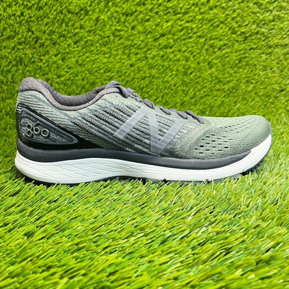 New Balance 860v9 Mens Size 7 Green White Athletic Running Shoes Sneakers